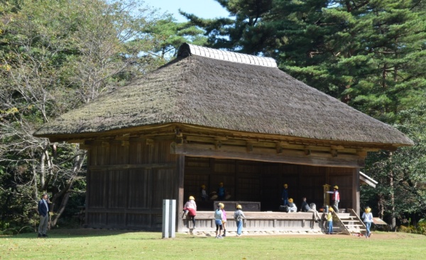 農村歌舞伎舞台